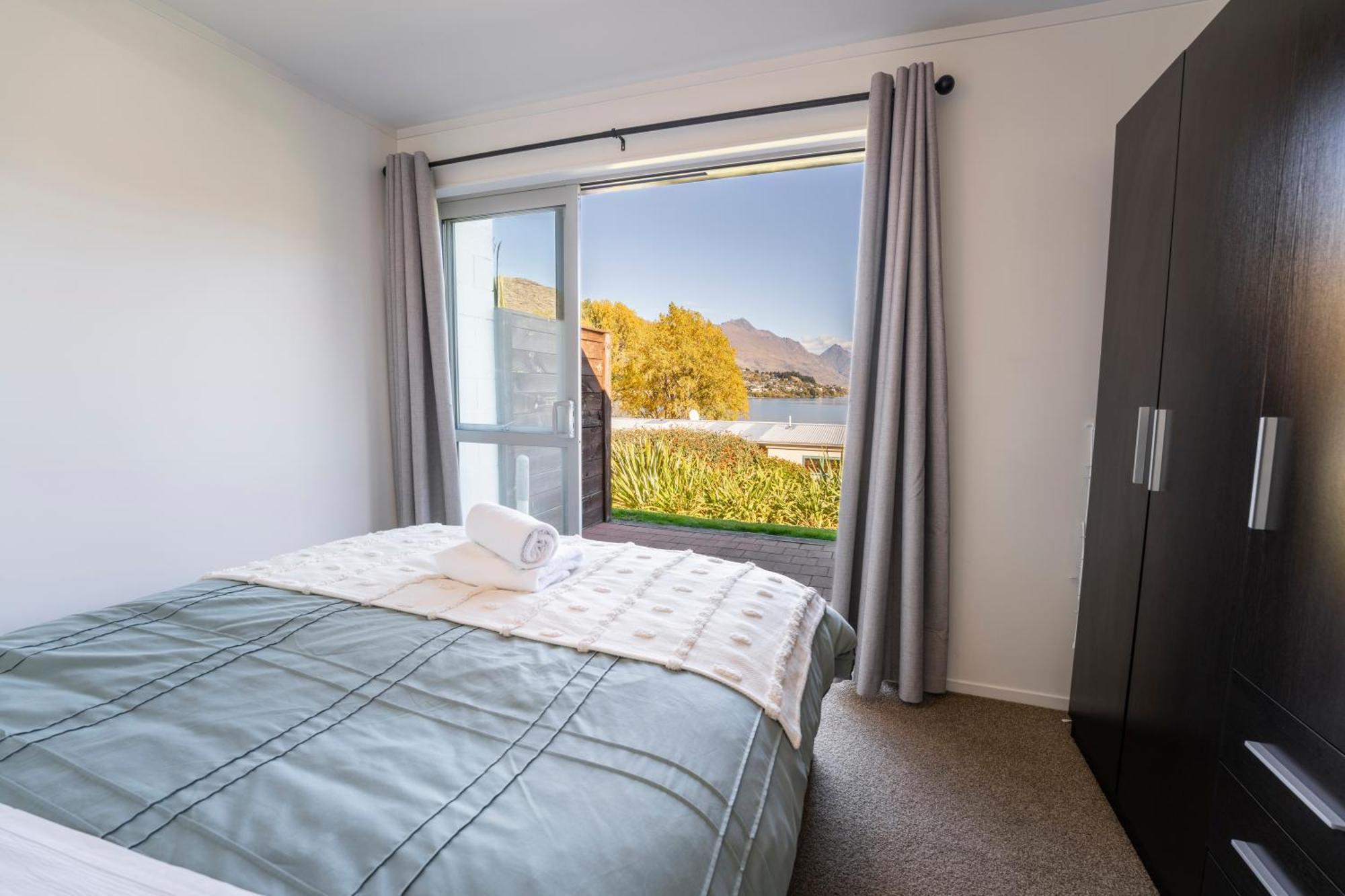 Lakeview Haven Квинстаун Экстерьер фото